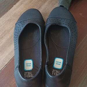 Time and Tru Black Flats